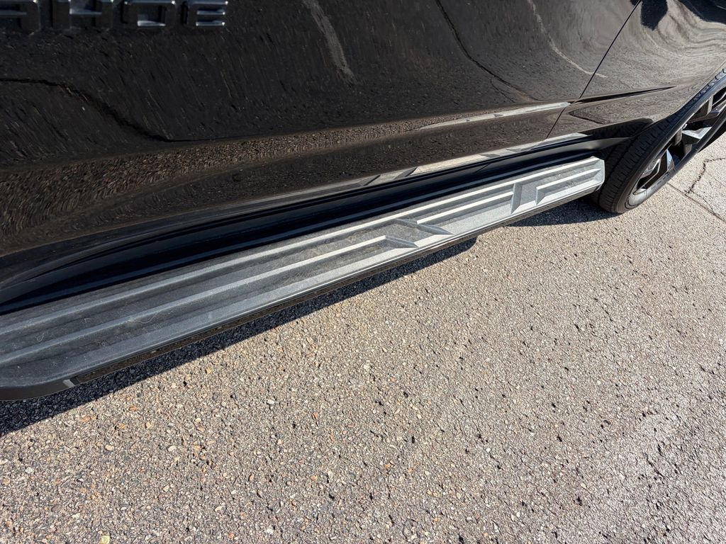 Used 2024 Chevrolet Tahoe RST w/ RST Performance Edition image 14