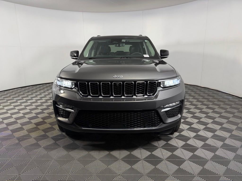 Used 2022 Jeep Grand Cherokee Limited 4xe w/ Luxury Tech Group II image 11