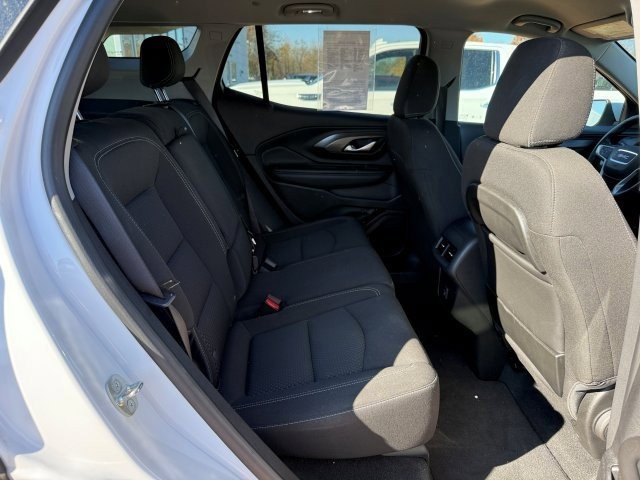 Used 2023 GMC Terrain SLE w/ Driver Convenience Package image 20
