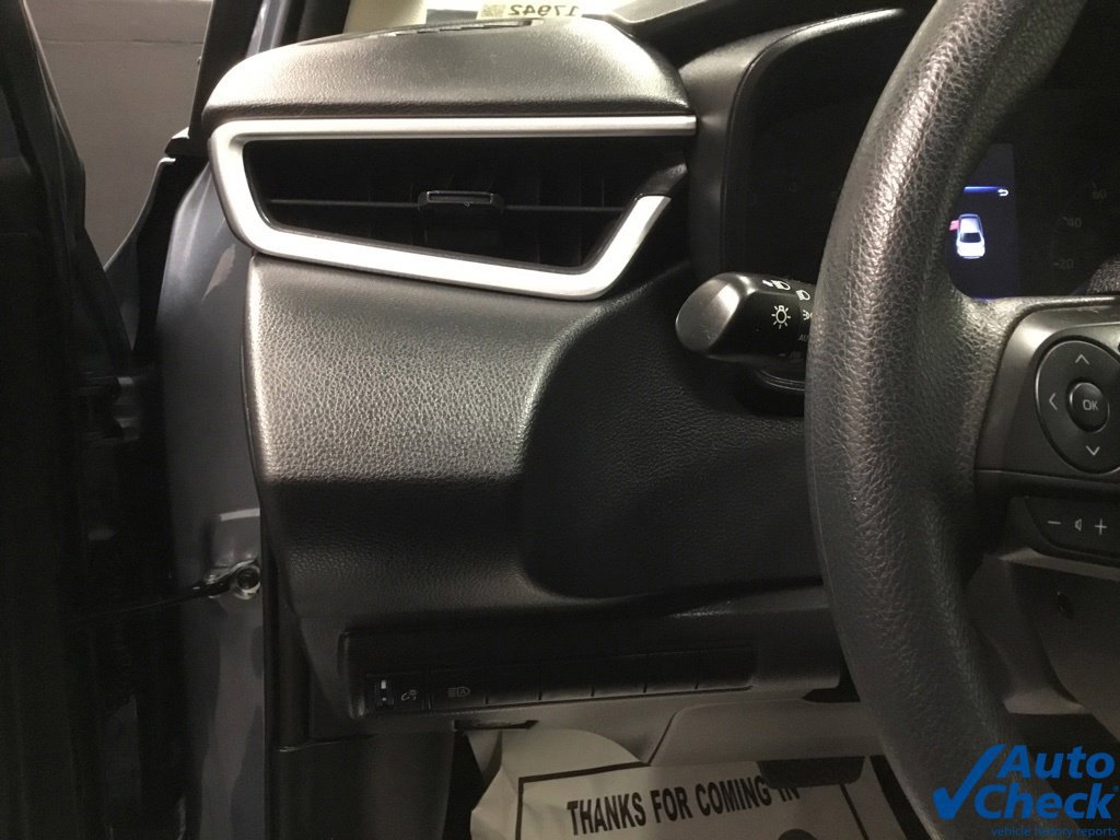 Used 2025 Toyota Corolla LE w/ LE Premium Package FWD image 22
