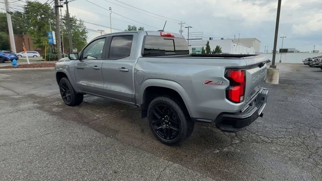 Used 2024 Chevrolet Colorado Z71 w/ Z71 Convenience Package 2 AWD/4WD image 6