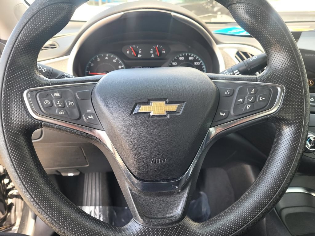 Used 2023 Chevrolet Malibu LT FWD image 20