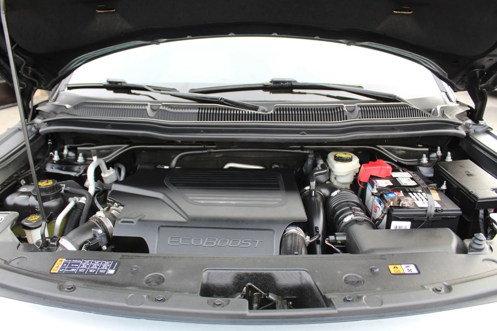 Used 2016 Ford Explorer Platinum AWD/4WD image 41