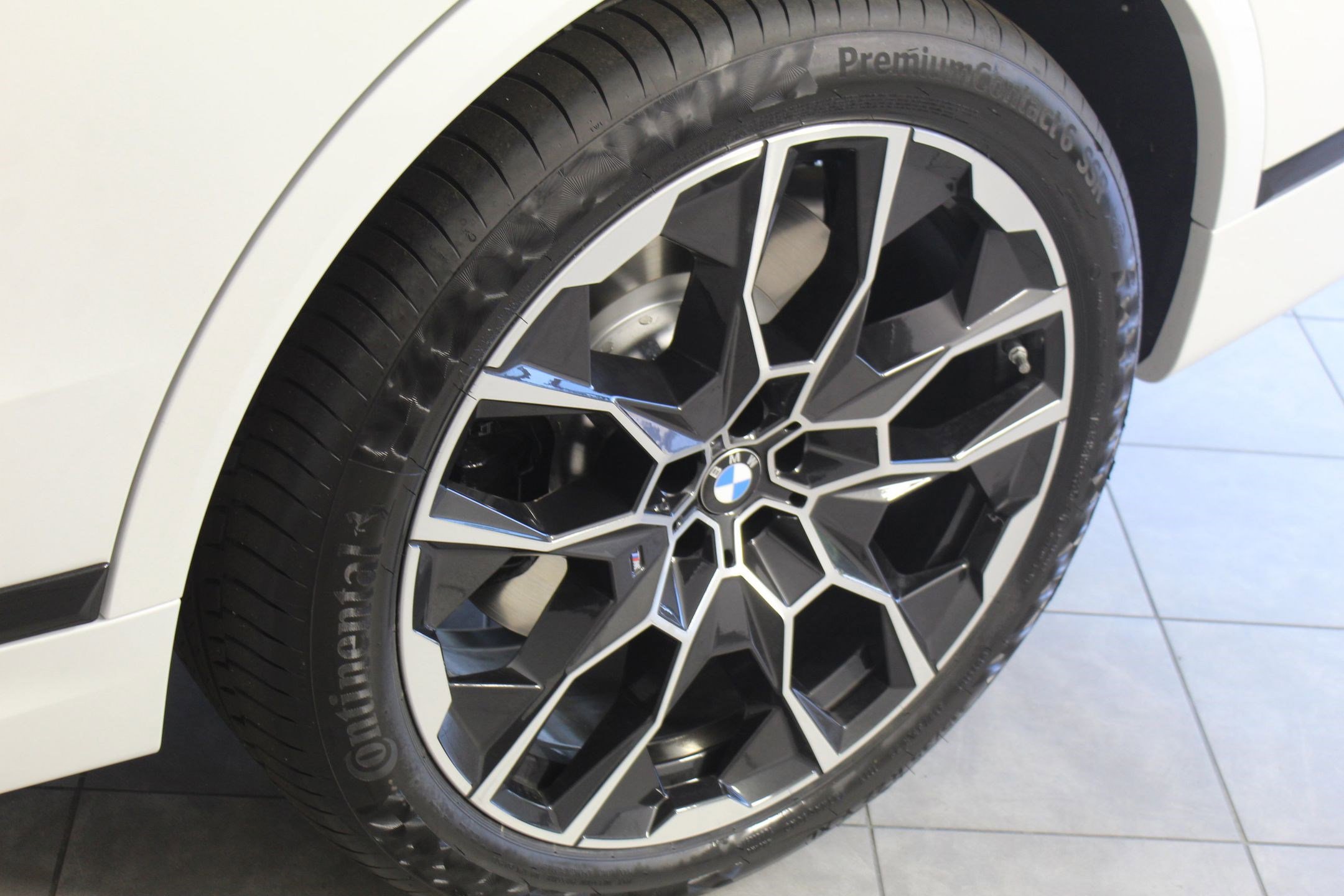 New 2026 BMW X7 M60i image 22