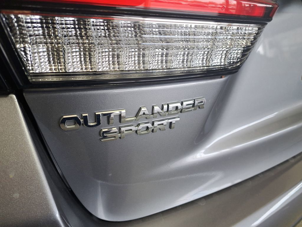 Used 2022 Mitsubishi Outlander Sport SE image 7