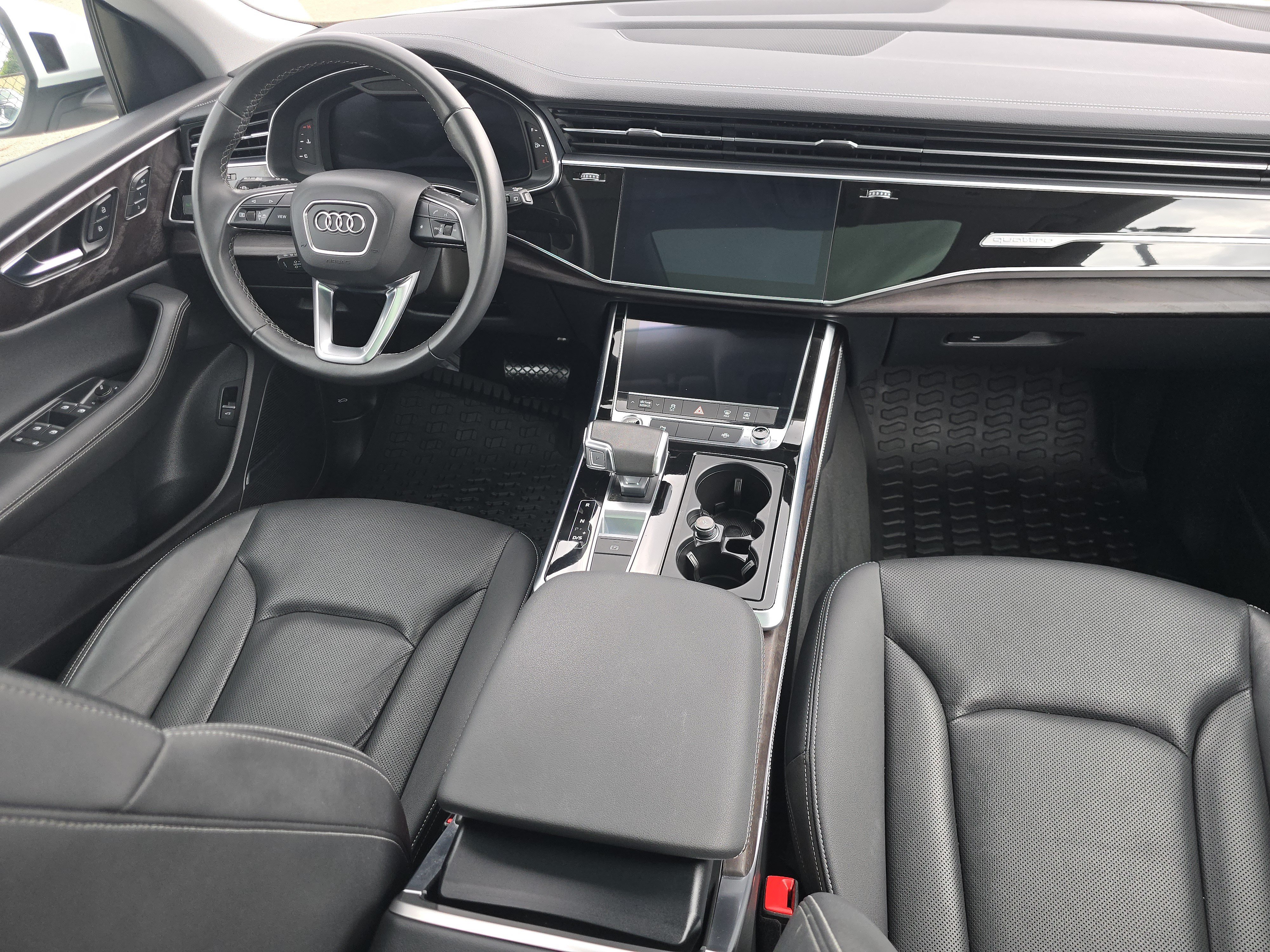 Used 2023 Audi Q8 Premium Plus AWD/4WD image 21