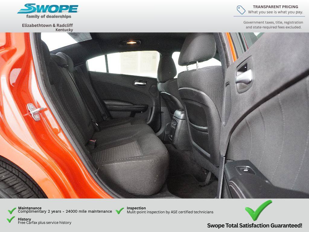 Used 2018 Dodge Charger SXT Plus w/ Blacktop Package RWD image 9