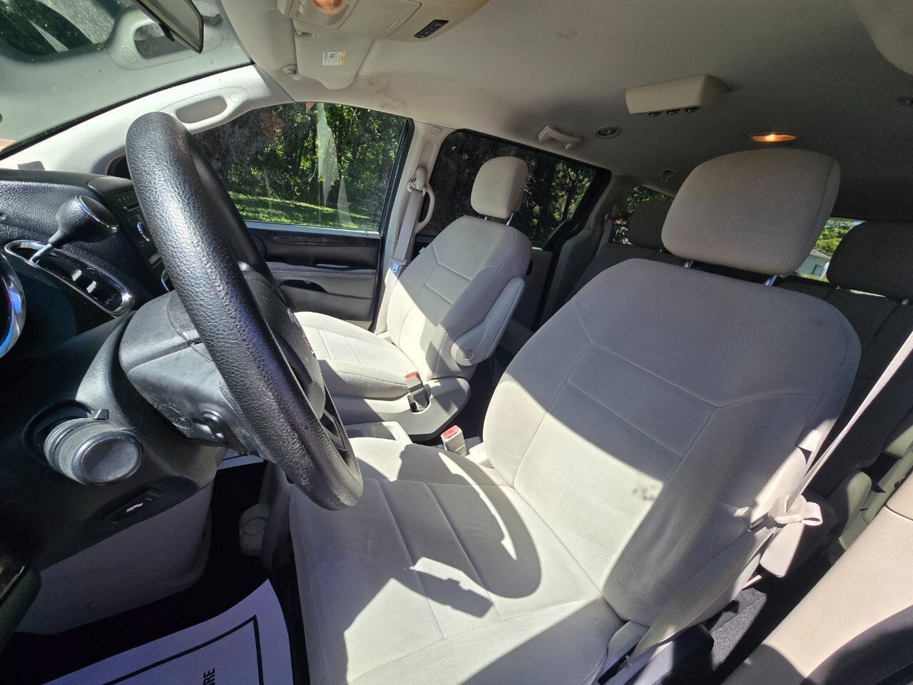 Used 2011 Dodge Grand Caravan Mainstreet w/ PWR Convenience Group FWD image 22