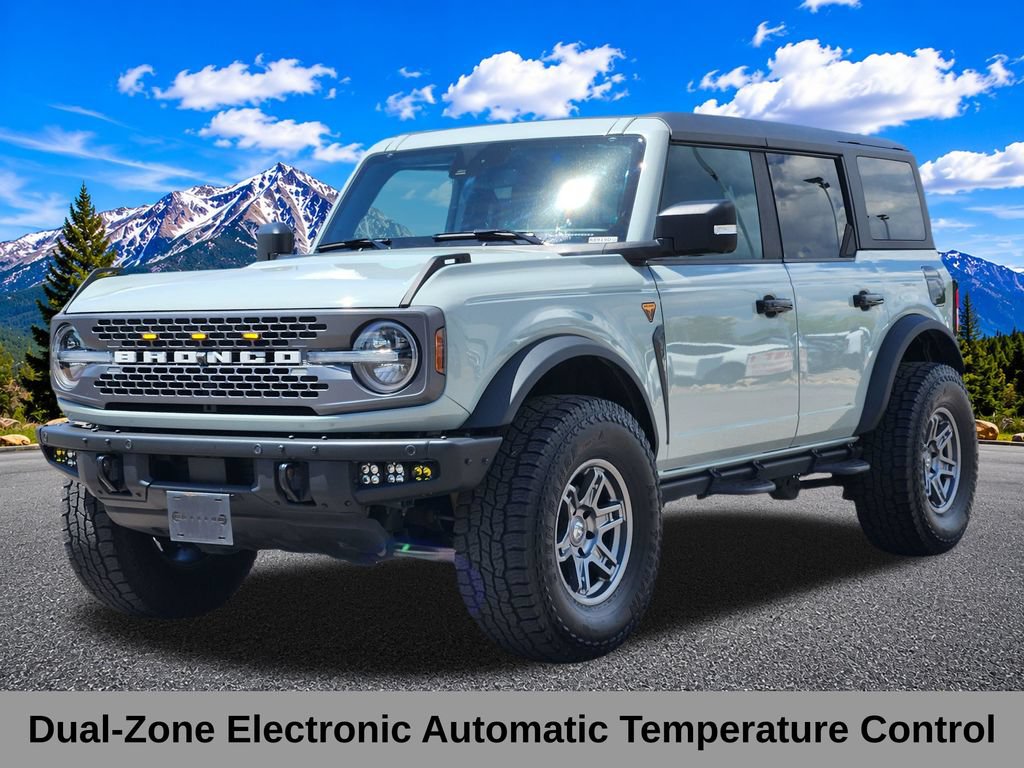Used 2023 Ford Bronco Badlands AWD/4WD image 6
