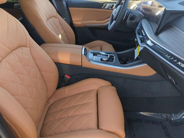 Used 2026 BMW X5 xDrive40i w/ M Sport Package image 11
