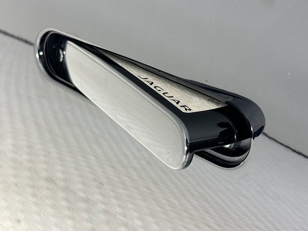 Used 2020 Jaguar F-TYPE Coupe RWD image 25