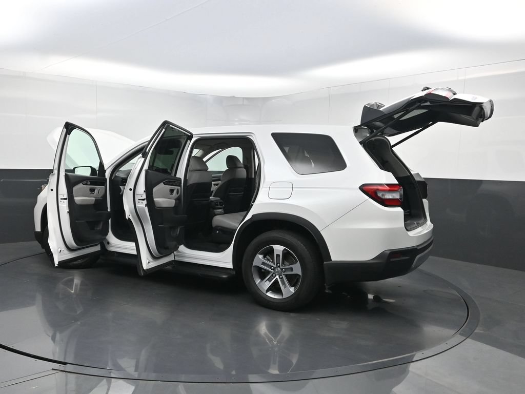 Used 2023 Honda Pilot EX-L image 39