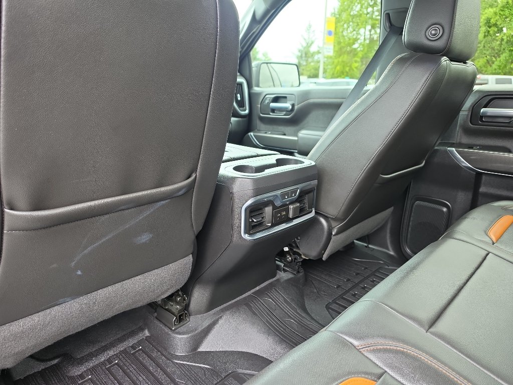Used 2020 GMC Sierra 1500 AT4 w/ AT4 Premium Package AWD/4WD image 18