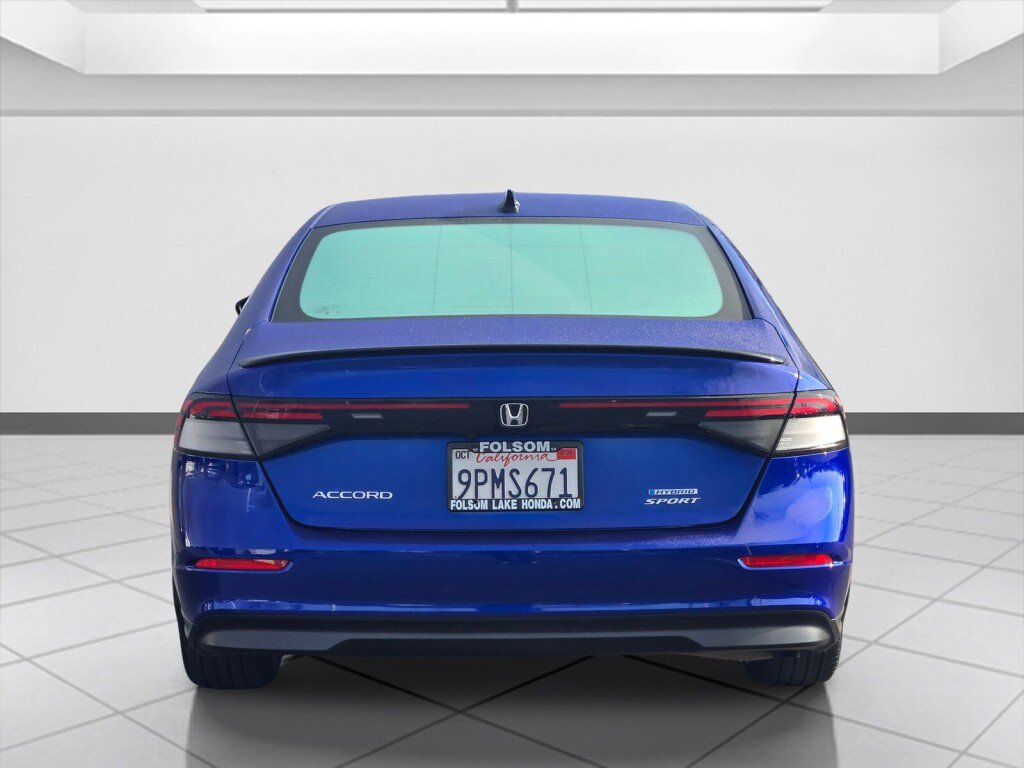 Used 2024 Honda Accord Sport image 6