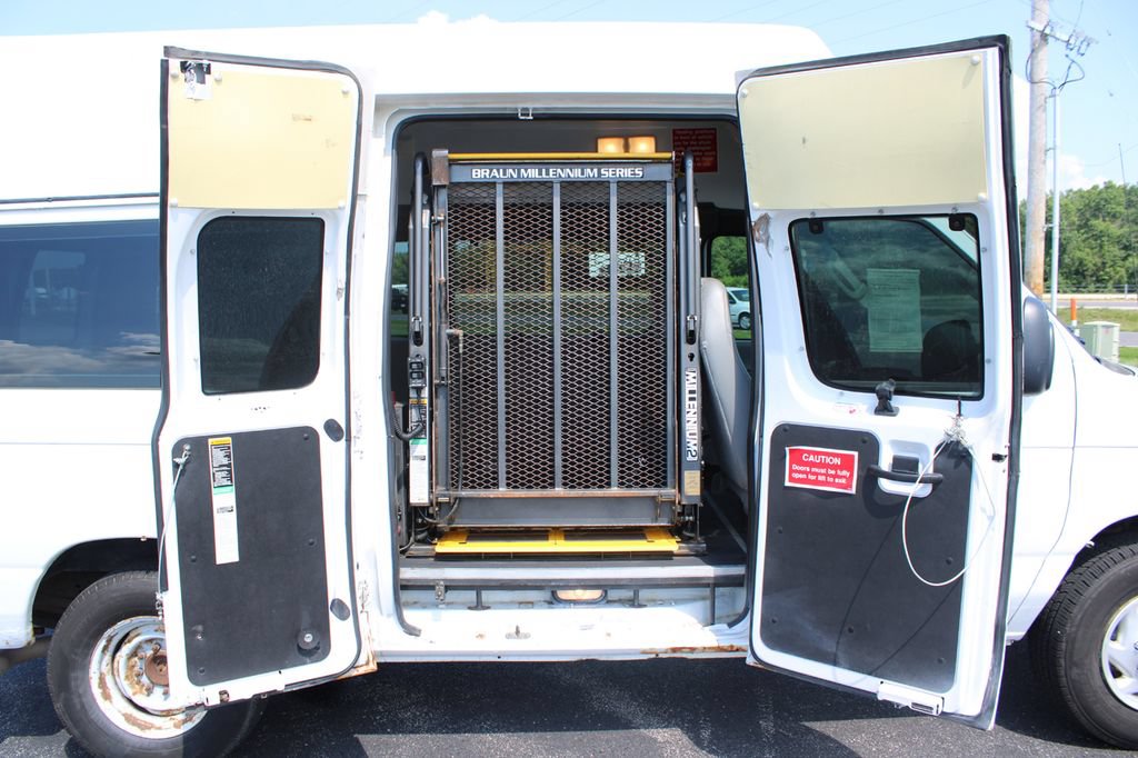 Used 2007 Ford E-250 and Econoline 250 RWD image 24