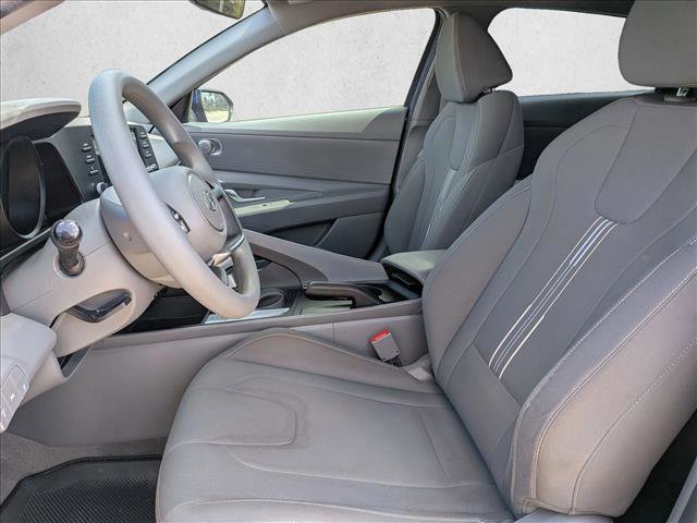 Used 2023 Hyundai Elantra SEL FWD image 11