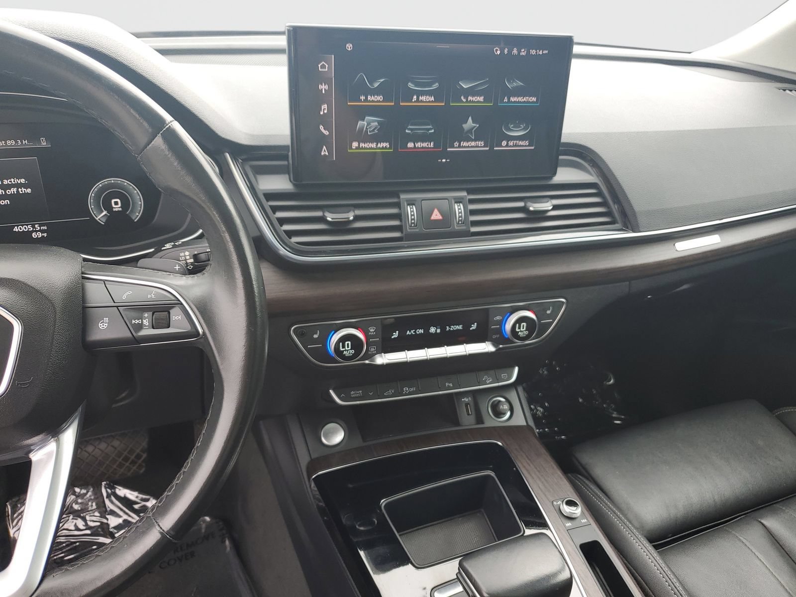 Used 2023 Audi Q5 e Premium w/ Convenience Package AWD/4WD image 25