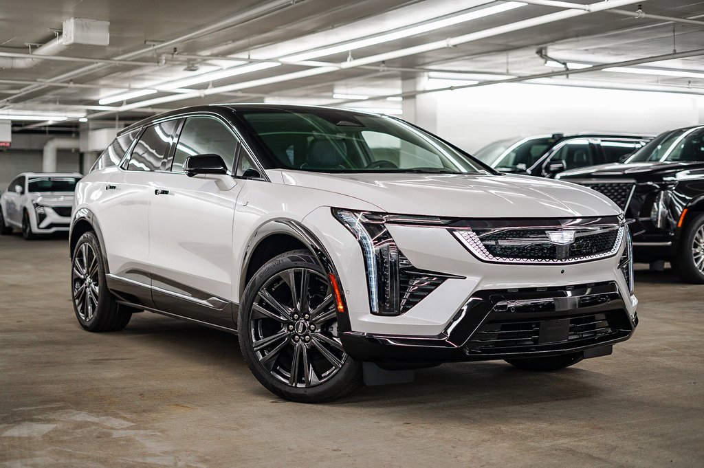 Used 2025 Cadillac Optiq Sport 2