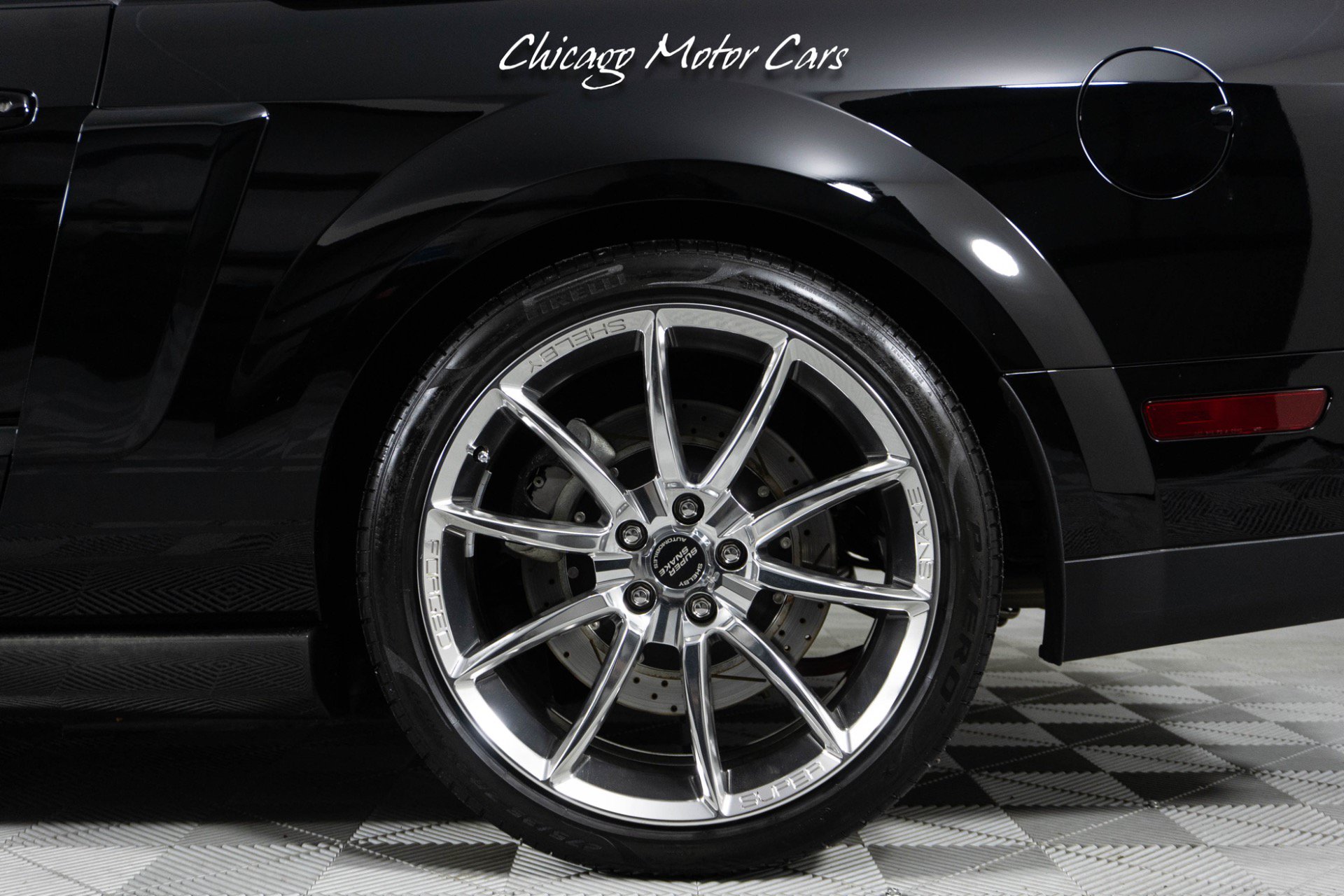Used 2007 Ford Mustang Shelby GT500 RWD image 5