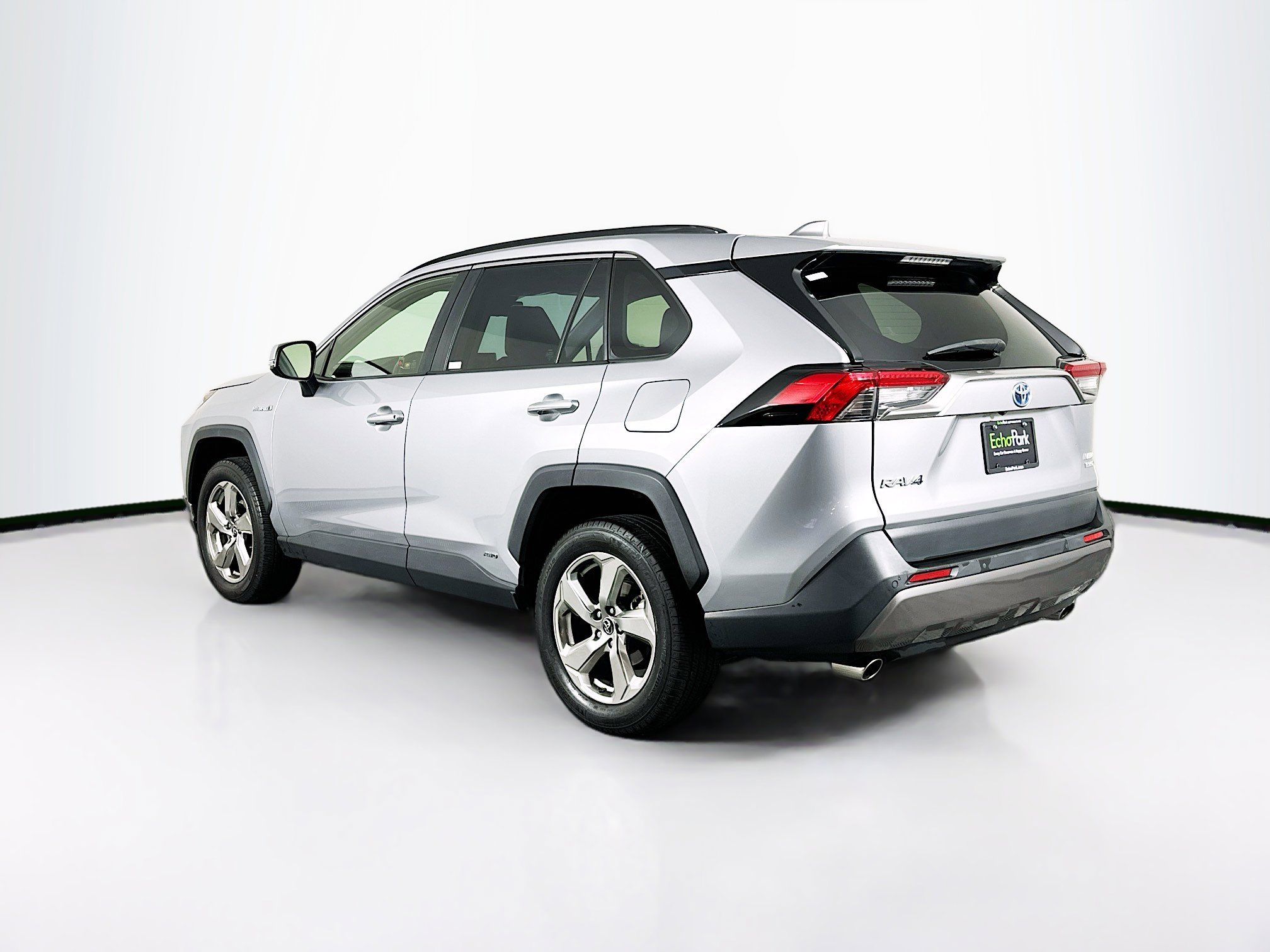 Used 2019 Toyota RAV4 Limited image 5