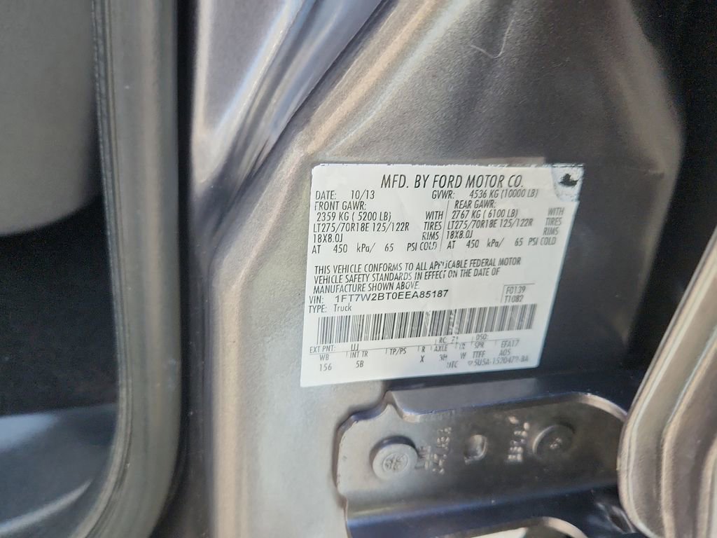 Used 2014 Ford F250 Lariat w/ Lariat Interior Package image 20