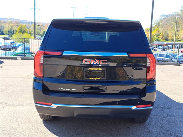 Used 2025 GMC Yukon XL Elevation image 4