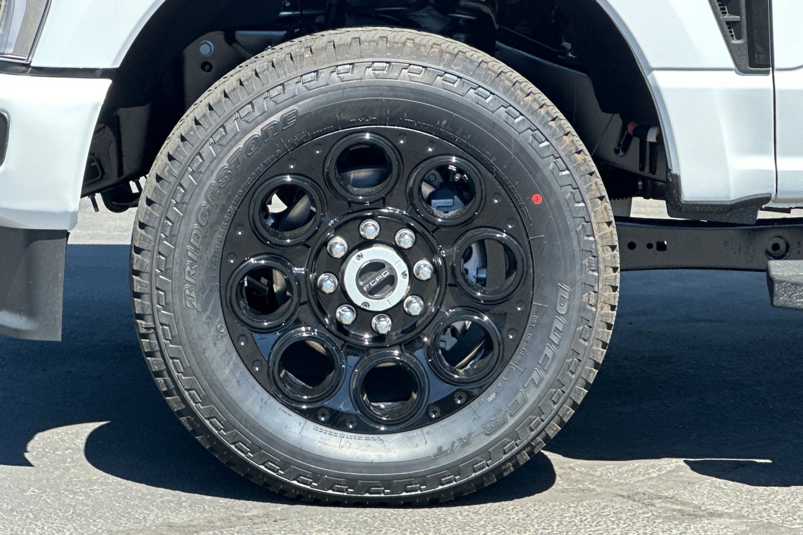New 2026 Ford F350 XLT w/ XLT Premium Package AWD/4WD image 25