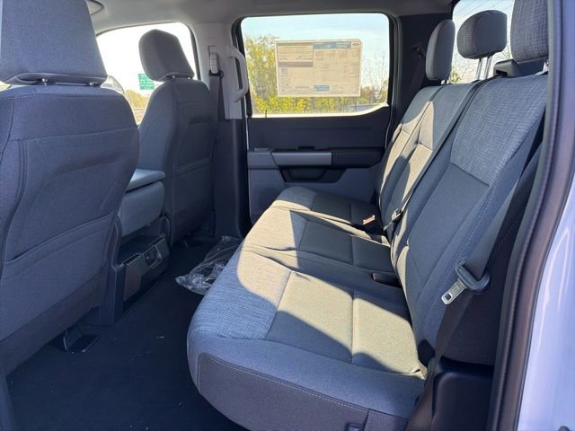 New 2026 Ford F450 XLT w/ FX4 Off-Road Package AWD/4WD image 11
