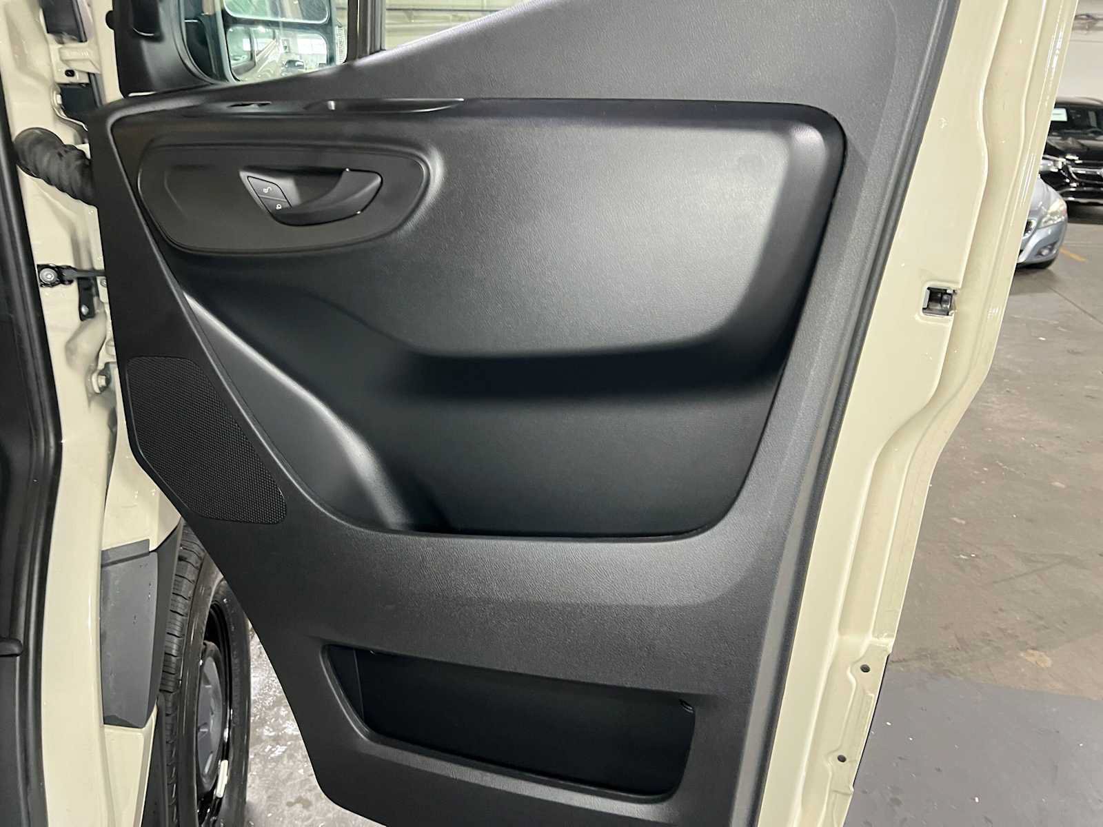 New 2025 Mercedes-Benz Sprinter 2500 image 10