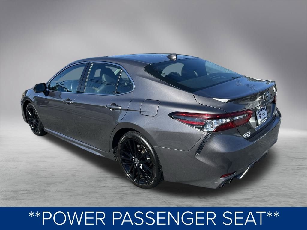 Used 2023 Toyota Camry XSE image 10