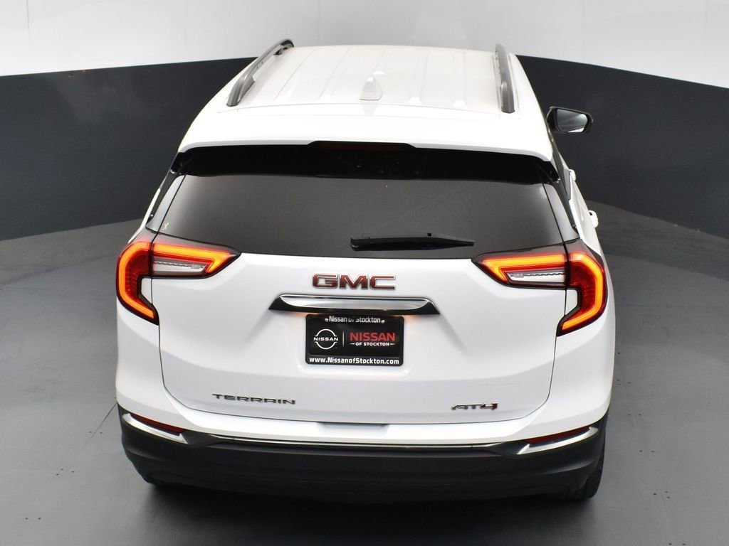 Used 2023 GMC Terrain AT4 image 50