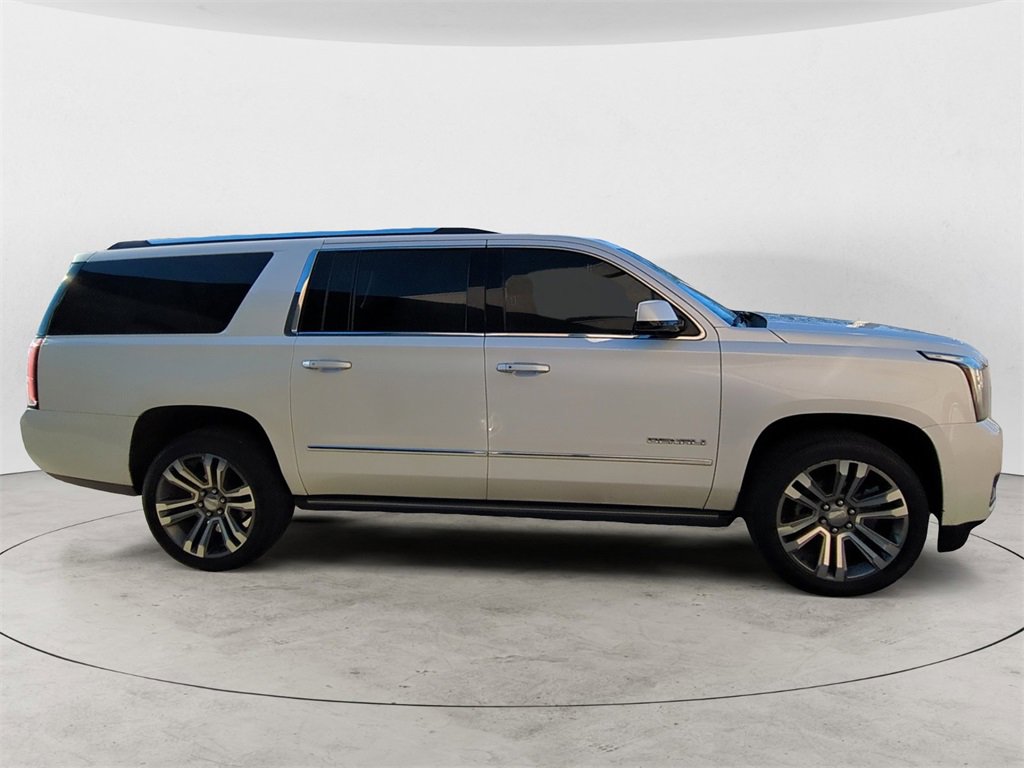 Used 2018 GMC Yukon XL Denali image 6