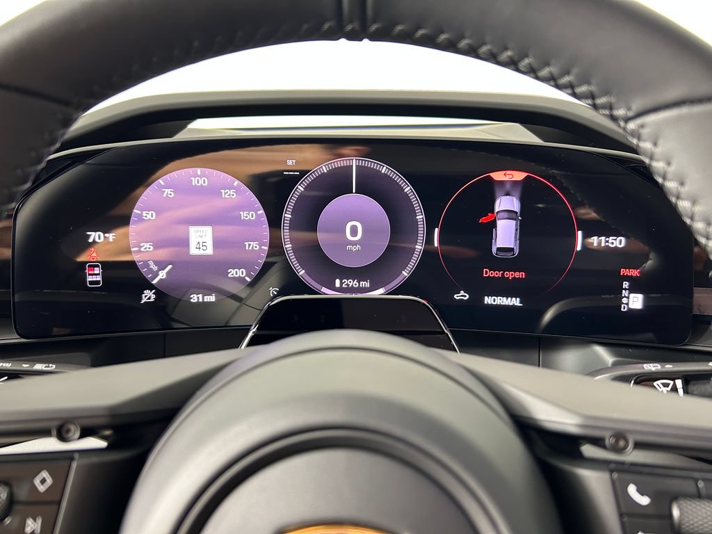 New 2026 Porsche Cayenne Electric AWD/4WD image 20