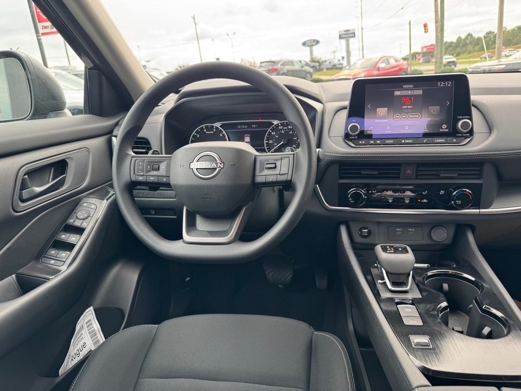 New 2026 Nissan Rogue S image 12