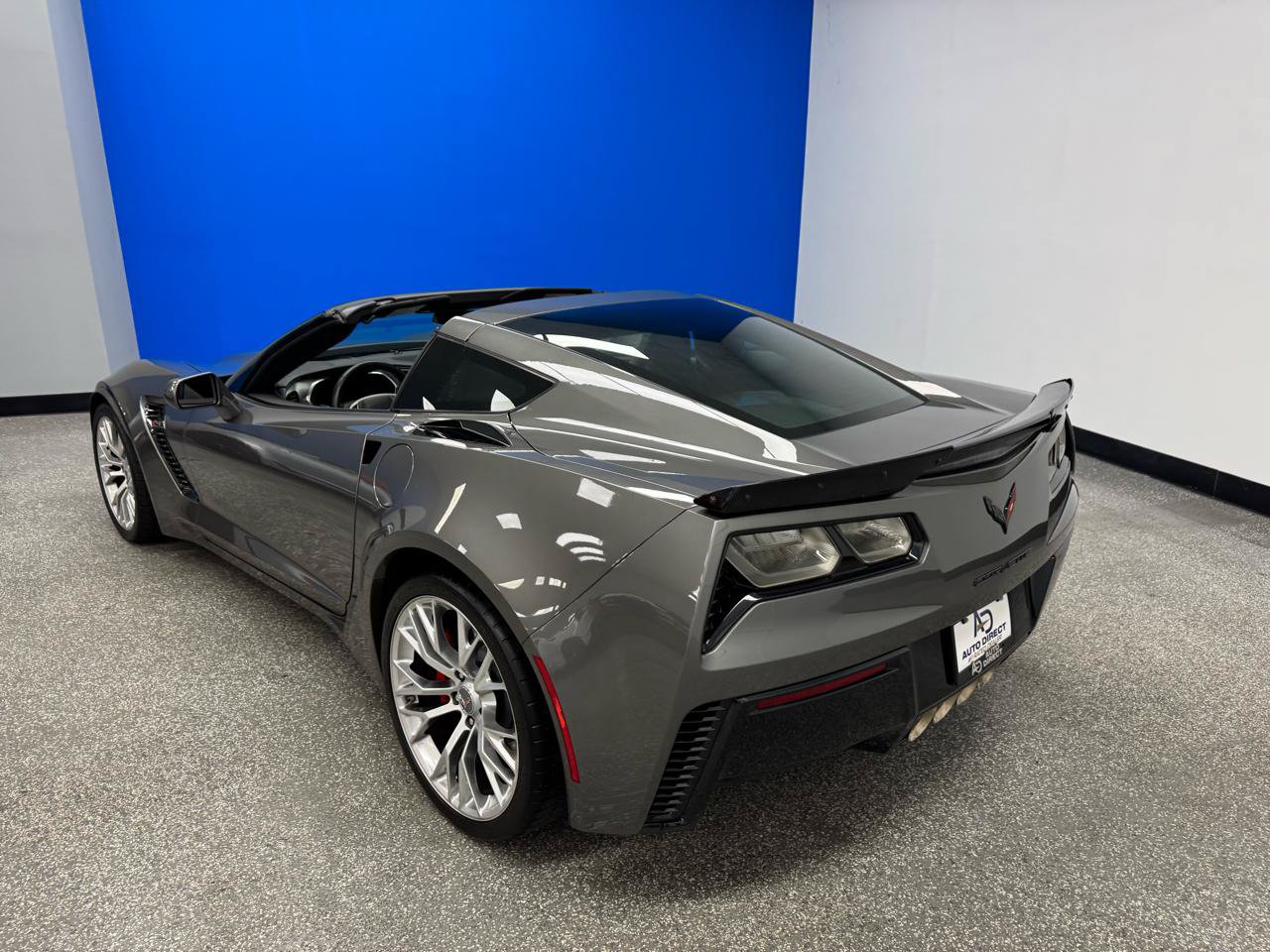 Used 2015 Chevrolet Corvette Z06 w/ 2LZ Preferred Equipment Group RWD image 10