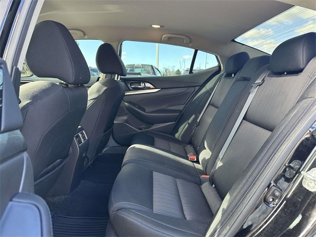 Used 2020 Nissan Maxima 3.5 S w/ Floor Mat Group image 15