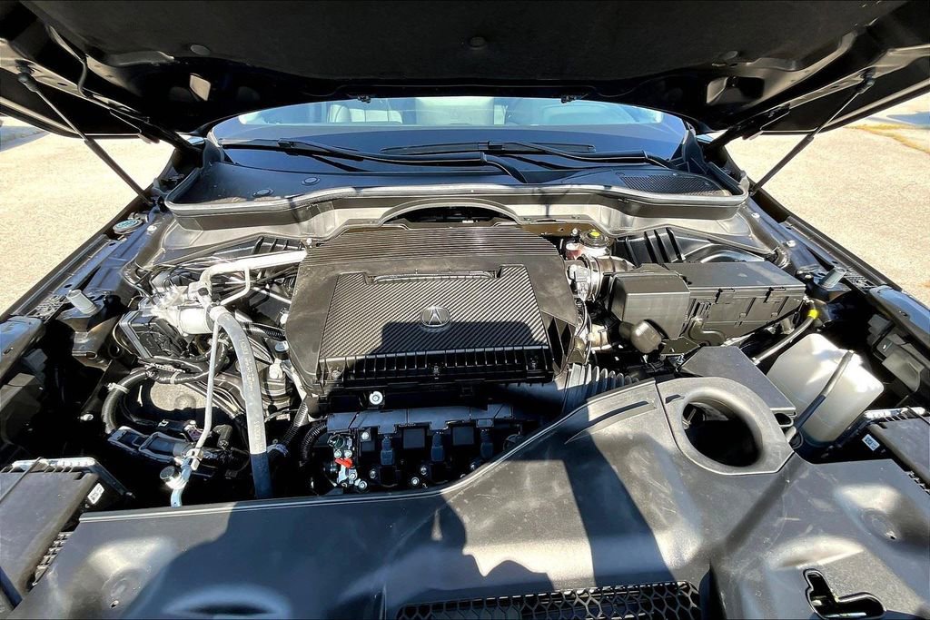Used 2025 Acura MDX FWD image 17