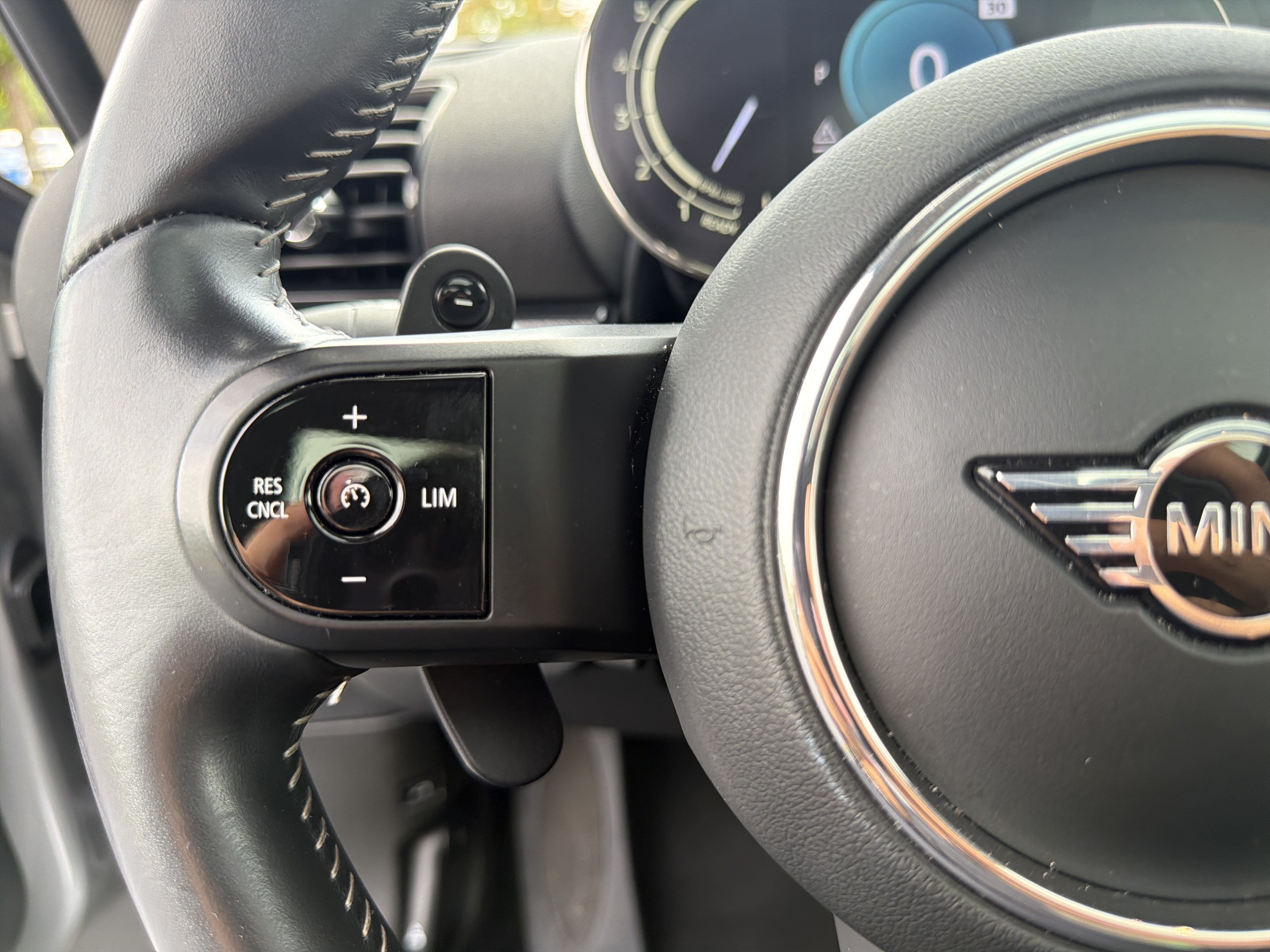 Used 2024 MINI Cooper Clubman S FWD image 29