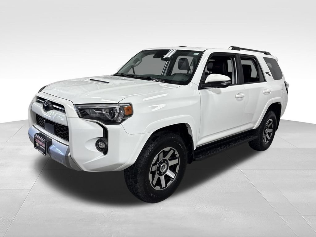 Used 2022 Toyota 4Runner TRD Off-Road Premium AWD/4WD image 4