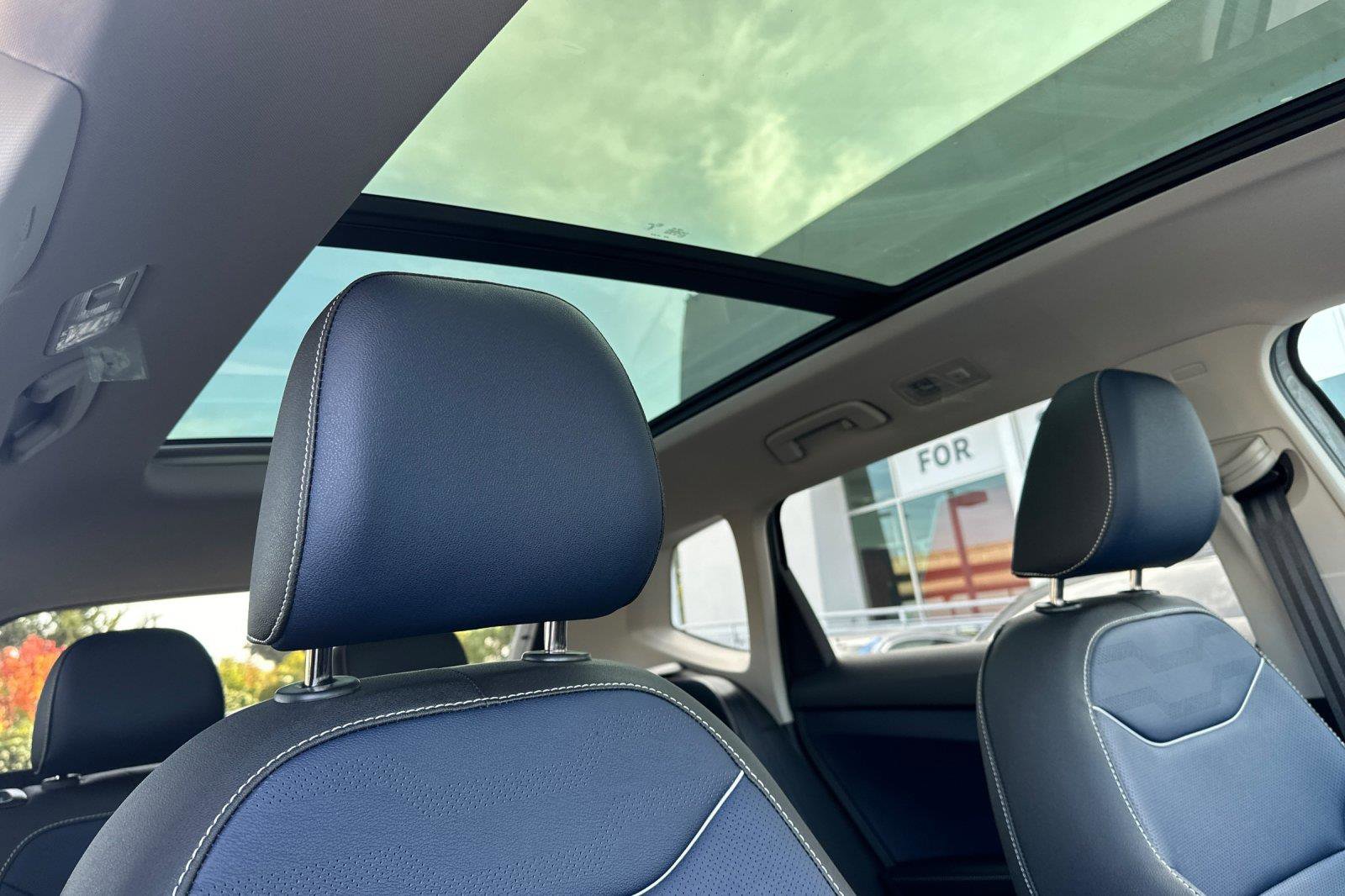 New 2026 Volkswagen Taos SEL image 16