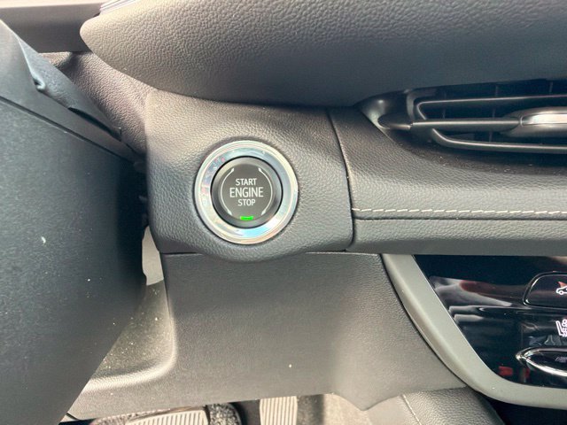 Used 2023 Buick Envision Avenir AWD/4WD image 20
