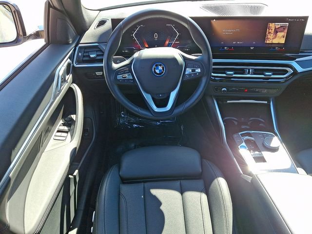 Used 2023 BMW i4 eDrive35 w/ Premium Package image 13