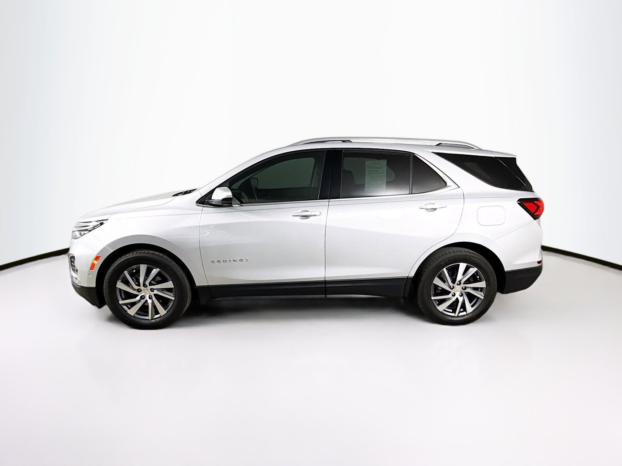 Used 2022 Chevrolet Equinox Premier image 7