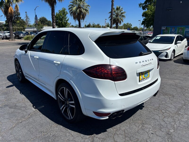 Used 2013 Porsche Cayenne GTS AWD/4WD image 7