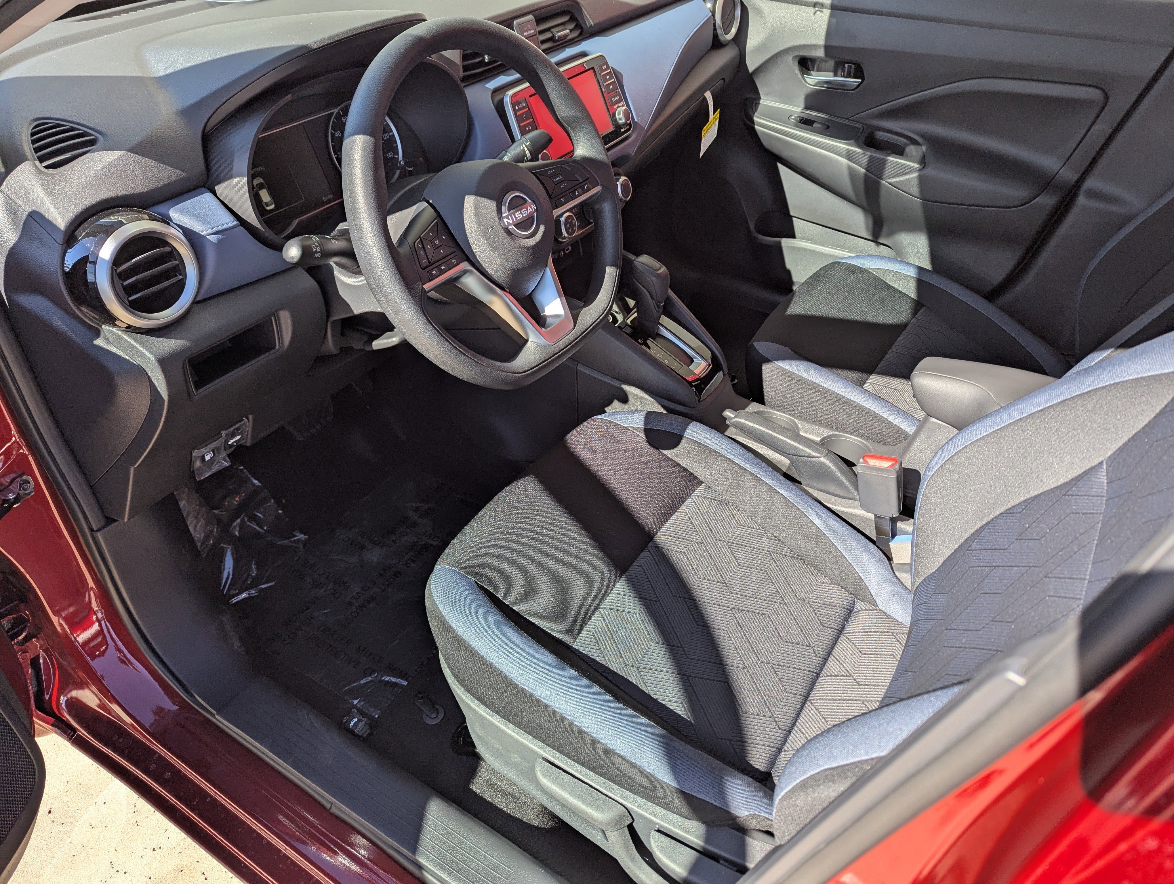 New 2025 Nissan Versa SV image 9