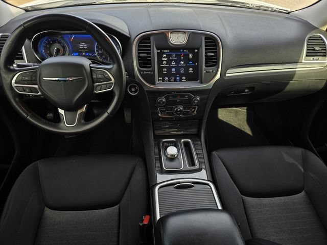 Used 2021 Chrysler 300 Touring w/ Sport Appearance Package RWD image 13