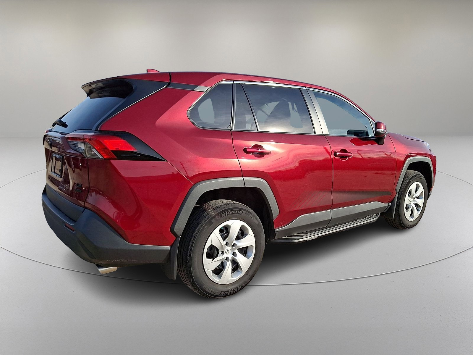 Used 2023 Toyota RAV4 LE image 11