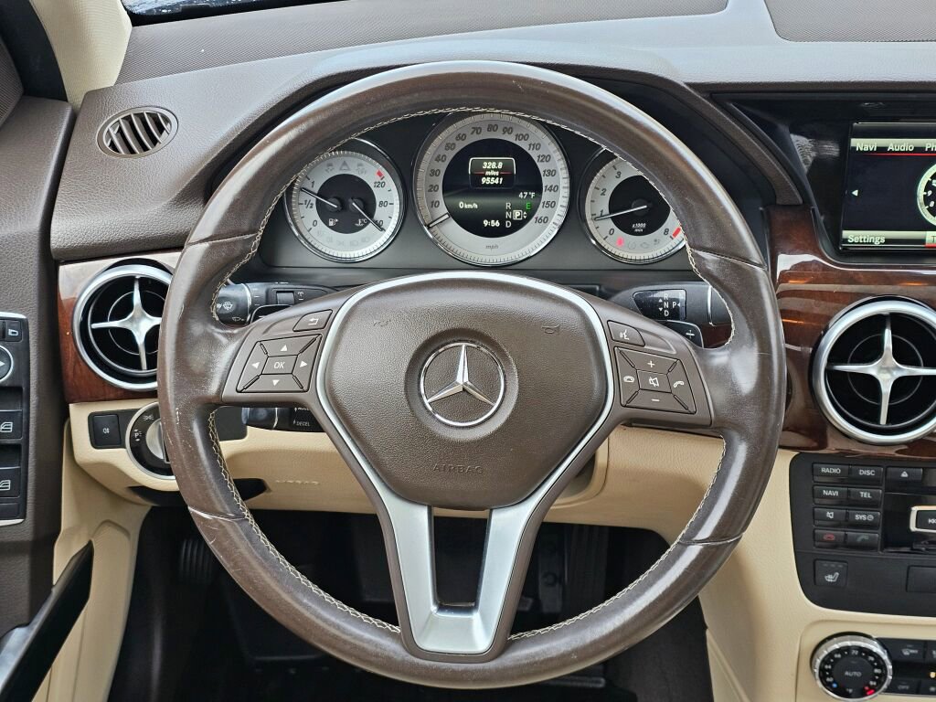 Used 2015 Mercedes-Benz GLK 350 4MATIC image 16