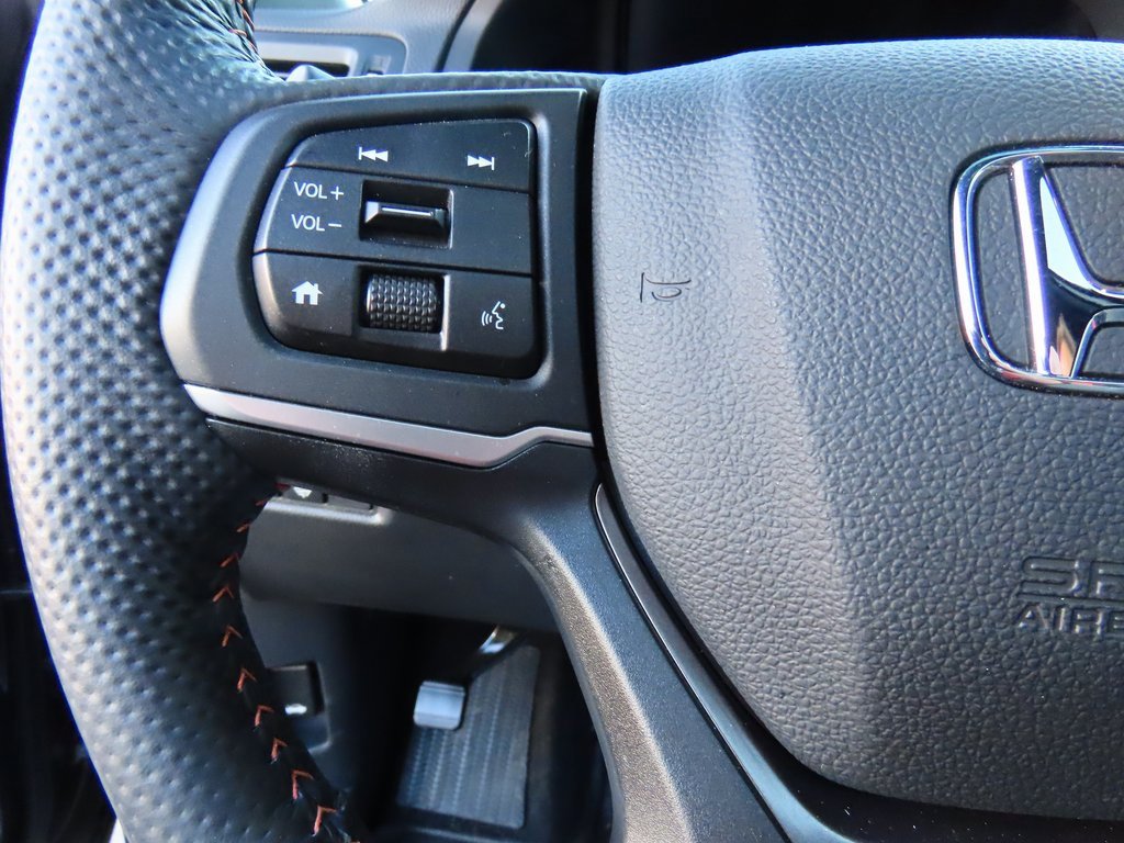 Used 2025 Honda Ridgeline TrailSport image 32