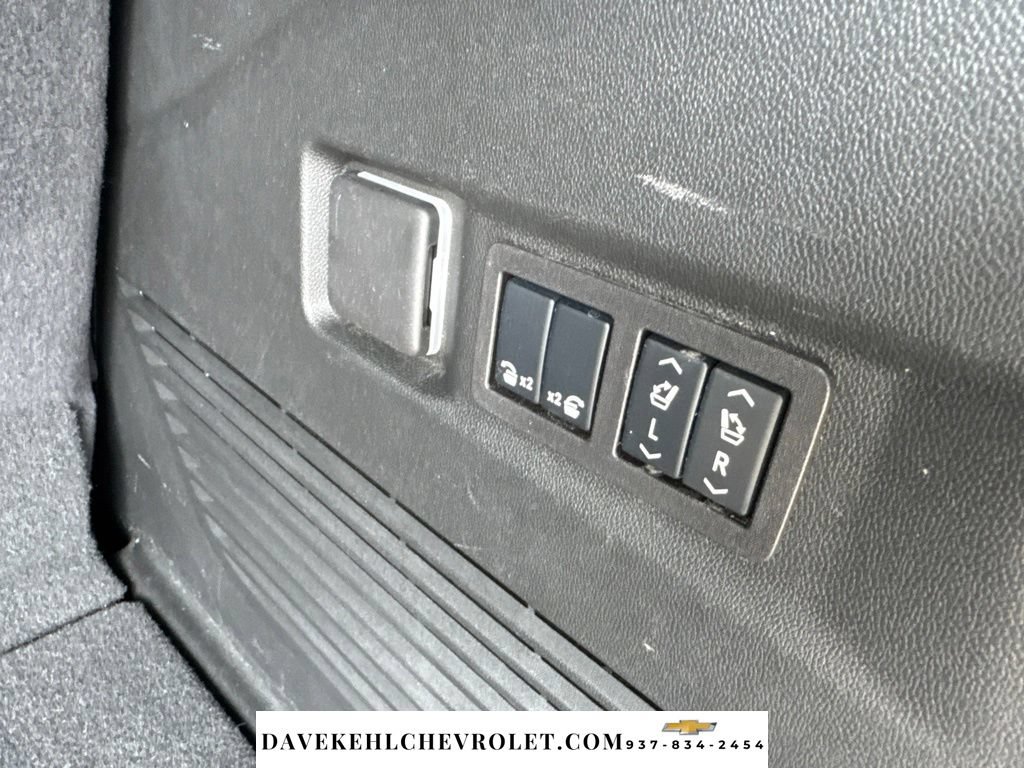 Used 2024 Chevrolet Tahoe LT w/ LT Signature Package AWD/4WD image 27